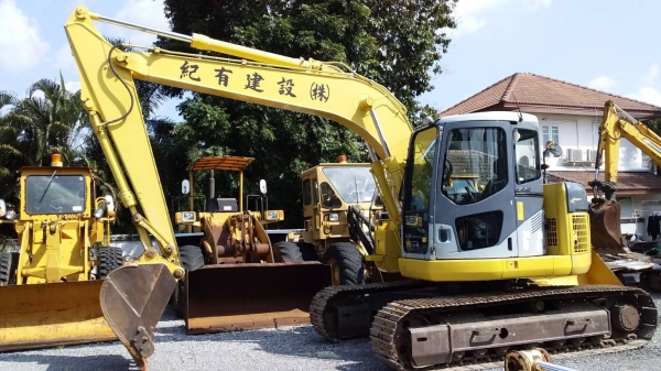 ต้องขายรถขุดยี่ห้อKOMATSU-PC128US-2E1รถนำเข้าจากญี่ปุ่น