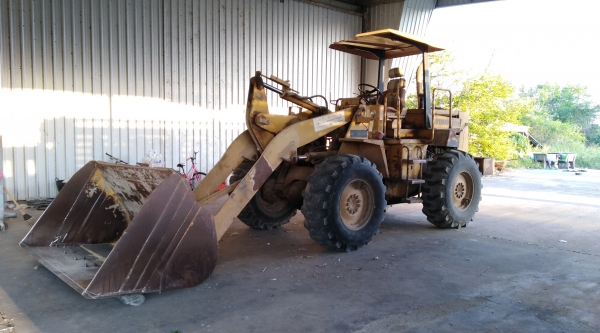 ขาย รถตักล้อยาง TCM 830 สภาพพร้อมใช้งาน ขาย รถตักล้อยาง TCM 830 สภาพพร้อมใช้งาน