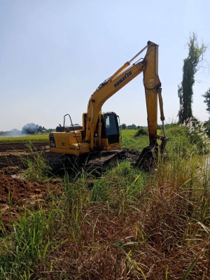 ขาย 1,380,000 KOMATSU pc130-8 ใช้งาน14,xxx ชม.เครื่องดี ปั้มแรง โซ่หนา เอวแน่น บูชสลักแน่นทุกจุด ระบบดี บอดี้สวย รถสวยพร้อมใช้งาน เอกสารแจ้งจำหน่าย รถอยู่ นครสวรรค์ 090-772-3710 090-772-3708 ขาย 1,380,000 KOMATSU pc130-8 ใช้งาน14,xxx ชม.เครื่องดี ปั้มแรง โซ่หนา เอวแน่น บูชสลักแน่นทุกจุด ระบบดี บอดี้สวย รถสวยพร้อมใช้งาน เอกสารแจ้งจำหน่าย รถอยู่ นครสวรรค์ 090-772-3710 090-772-3708