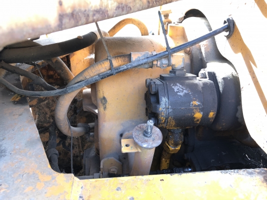 ขายรถตัก KOMATSU 510 กรองคู่ สภาพดี ใช้งานอยู่ทุกวัน สนใจโทร 081-970-1072