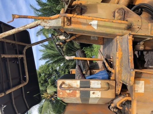 ขายรถตัก KOMATSU 510 กรองคู่ สภาพดี ใช้งานอยู่ทุกวัน สนใจโทร 081-970-1072