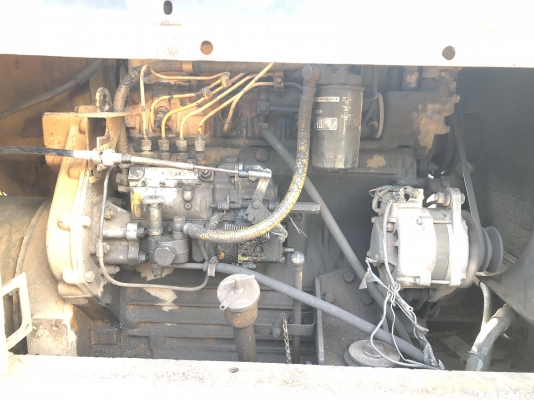 ขายรถตัก KOMATSU 510 กรองคู่ สภาพดี ใช้งานอยู่ทุกวัน สนใจโทร 081-970-1072