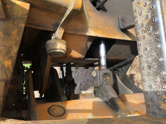 ขายรถตัก KOMATSU 510 กรองคู่ สภาพดี ใช้งานอยู่ทุกวัน สนใจโทร 081-970-1072