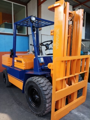 อาร์ ซี เอช  โฟรคลิฟท์  ขาย โตโยต้า รุ่น 5 ดีเซล 4 ตัน