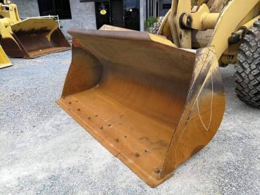 KOMATSU WA200-1 นำเข้าจากญี่ปุ่น โทร.086-303-9797 กู๋อ๋า