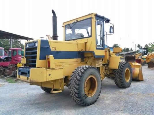 KOMATSU WA200-1 นำเข้าจากญี่ปุ่น โทร.086-303-9797 กู๋อ๋า