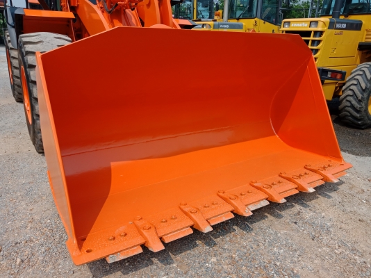 รถตัก เก่านอก ขายถูก TCM ZW220 นำเข้าจากญี่ปุ่น สภาพสวย ราคาไม่แพง โทร.086-303-9797 กู๋อ๋า