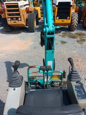 ขาย รถขุดเล็ก KOBELCO SK09SR ขนาด1ตัน รุ่นใหม่ นำเข้าจากญี่ปุ่นแท้ สวยมาก โทร.086-303-9797 กู๋อ๋า