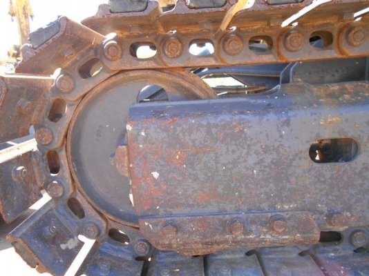 เปิดจองราคาพิเศษ KOMATSU PC 30MR-2 นำเข้าจากญี่ปุ่นโดยตรง ชั่วโมงทำงานน้อยมาก พร้อมลายแย๊ก โทร.086-303-9797 กู๋อ๋า