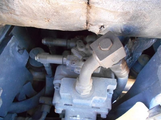 เปิดจองราคาพิเศษ KOMATSU PC 30MR-2 นำเข้าจากญี่ปุ่นโดยตรง ชั่วโมงทำงานน้อยมาก พร้อมลายแย๊ก โทร.086-303-9797 กู๋อ๋า