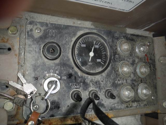 Furukawa HCR-9DS : รถเจาะ 9 เมตร นำเข้าจากญี่ปุ่น โทร. 080-6565422 (หนิง)