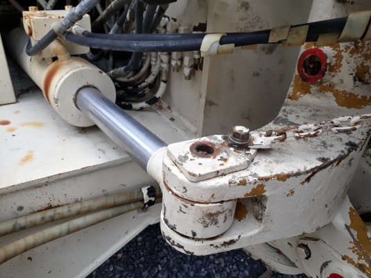 Furukawa HCR-9DS : รถเจาะ 9 เมตร นำเข้าจากญี่ปุ่น โทร. 080-6565422 (หนิง)