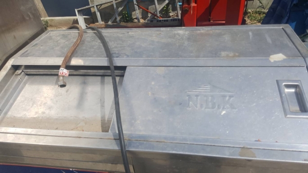 เครื่องทำน้ำแข็งเกร็ด108กิโล/วันราคา12,000บาท