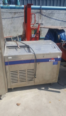 เครื่องทำน้ำแข็งเกร็ด108กิโล/วันราคา12,000บาท