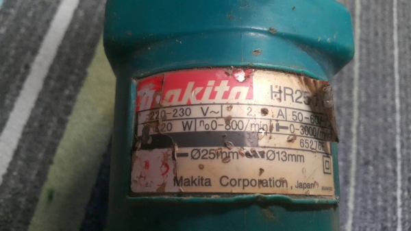 สว่านเจาะปูน makita hr2510 แท้ ปลายจับดอกหล่นหาย สว่านเจาะปูน makita hr2510 แท้ ปลายจับดอกหล่นหาย