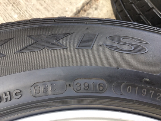 ล้อแม็ก Toyota Vigo Champ ขอบ 16 พร้อมยาง 215-65-16 ปลายปี 16 แม็กสภาพดี ดอกยางหนา