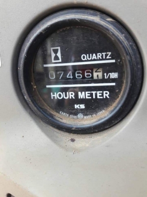 ขายจ้า..KOBELCO SK135SR YY01  เก่านอกแท้  เดิมๆๆสภาพสวย  พร้อมใช้  โทร  089-3818694  จ๊อย