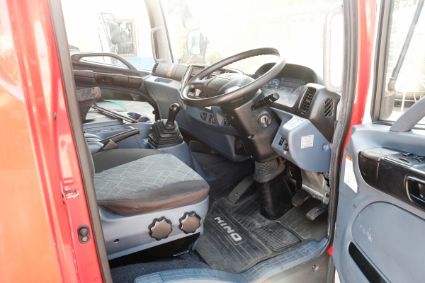 หัวเก๋ง HINO MEGA