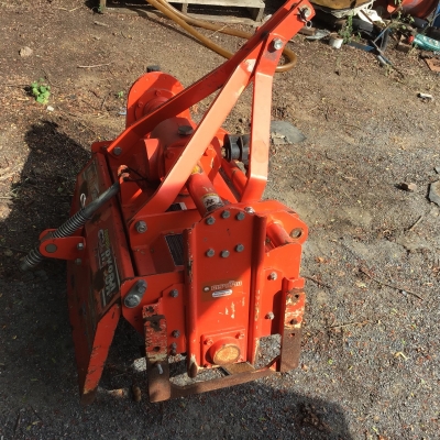 ขาย B2140 พร้อมโรตารี่  สนใจโทร 0884267077 แอ๊ป