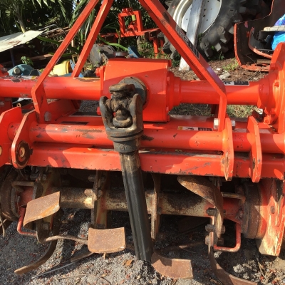 ขาย B2140 พร้อมโรตารี่  สนใจโทร 0884267077 แอ๊ป