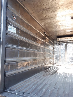 ต้องการขายรถ 6ล้อ NPR (ตู้เย็น)