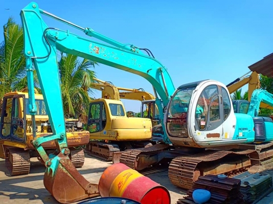 มาใหม่จ้า...KOBELCO SK 120-2  มาร์คไฟว์  ธรรมดา  เก่านอกแท้  แทรคใหญ่   เดิมๆๆ  สภาพสวย  พร้อมใช้  โทร  089-3818694  จ๊อย
