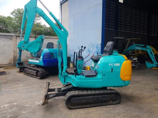รถขุดขนาดเล็ก KOMATSU PC15-8   เครื่องยนต์komatsu3สูบ ปั้มนิ้ว คอนโทลน้ำมัน เก่านอกไม่เคยใช้ในไทย ราคา245,000บาท สนใจติดต่อ 081-8416818, 092-9938255  ติดต่อสอบถามได้ที่ กดไปที่ลิ้งค์้เพื่อสอบถาม Line: https://line.me/R/ti/p/\%40zbk0541k