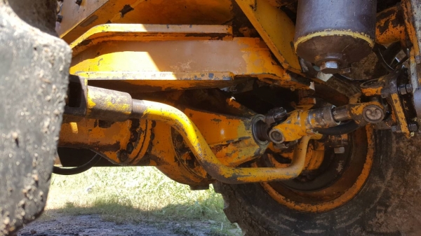 ขาย รถตัก KOMATSU JH30B รถใช้งานได้ปกติ