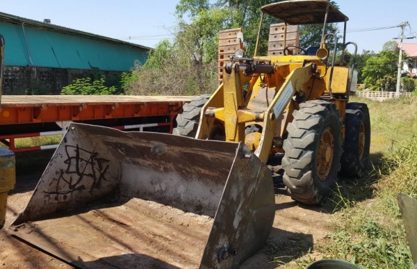 ขาย รถตัก KOMATSU JH30B รถใช้งานได้ปกติ