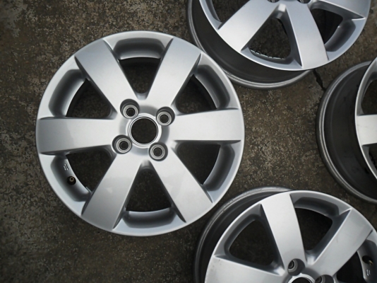 แม็กเอนไกขอบ15 แท้ 4รู100 สภาพดี (4วง 3,000)