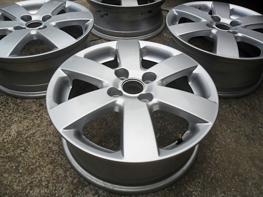 แม็กเอนไกขอบ15 แท้ 4รู100 สภาพดี (4วง 3,000)