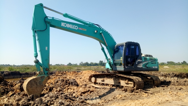 ขายๆๆYN11 SUPPER. สภาพสวยมาก 1หมื่นกว่าชม.ตักดินใว่สิบล้ออย่างเดี๋ยวไม่เคยลุยงานหนัก ราคาเบาๆ????1,295,000บาท????เงินสดลดได้ครับ (โทร)???? (line)084-3923995 (/)085-6842587 ดูรถ จ.อุดร