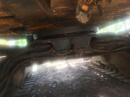 KOMATSU PC 30-5 รถสภาพดีใช้งานได้เลยครับ เครื่องเดิมปั๊มเดิมๆ ช่วงล่างแน่นดี เอกสารสัญญาซื้อขาย ราคาต่อรองได้ครับ