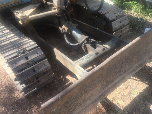 KOMATSU PC 30-5 รถสภาพดีใช้งานได้เลยครับ เครื่องเดิมปั๊มเดิมๆ ช่วงล่างแน่นดี เอกสารสัญญาซื้อขาย ราคาต่อรองได้ครับ