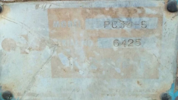 KOMATSU PC 30-5 รถสภาพดีใช้งานได้เลยครับ เครื่องเดิมปั๊มเดิมๆ ช่วงล่างแน่นดี เอกสารสัญญาซื้อขาย ราคาต่อรองได้ครับ