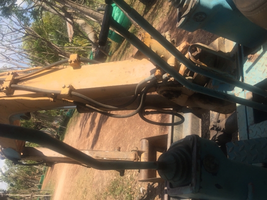 KOMATSU PC 30-5 รถสภาพดีใช้งานได้เลยครับ เครื่องเดิมปั๊มเดิมๆ ช่วงล่างแน่นดี เอกสารสัญญาซื้อขาย ราคาต่อรองได้ครับ