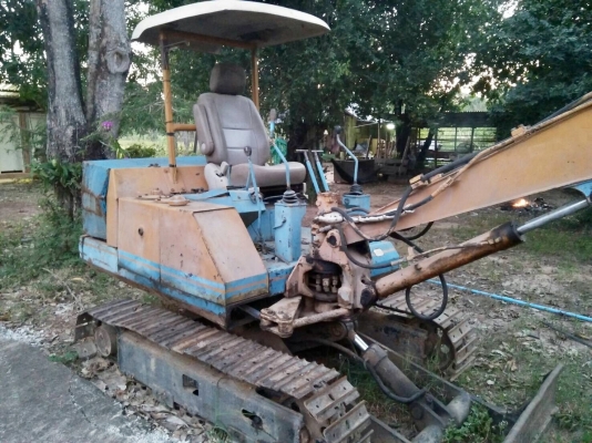 KOMATSU PC 30-5 รถสภาพดีใช้งานได้เลยครับ เครื่องเดิมปั๊มเดิมๆ ช่วงล่างแน่นดี เอกสารสัญญาซื้อขาย ราคาต่อรองได้ครับ