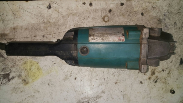 หินเจียร 7 นิ้ว makita 9607 nb แท้ หินเจียร 7 นิ้ว makita 9607 nb แท้