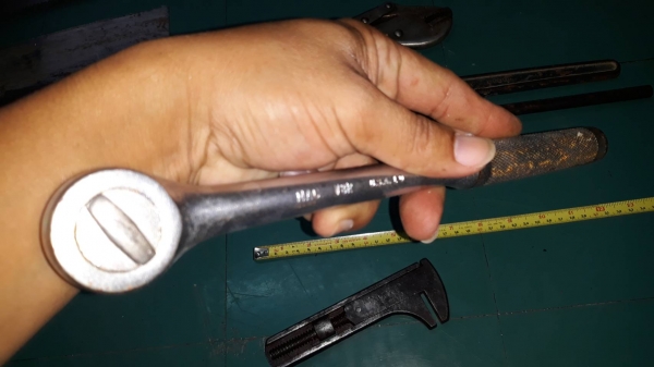 ขายก็อกแก็กขนาด 1/2 Made in USA.มือสองเก็บเก่าสวยฟันเฟืองดีเสียงเพราะ ขายก็อกแก็กขนาด 1/2 Made in USA.มือสองเก็บเก่าสวยฟันเฟืองดีเสียงเพราะ