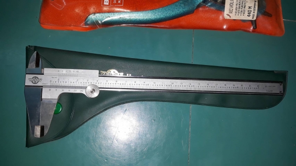 ขายเวอร์เนีย ขนาด8" KANON MADE IN JAPAN. ใหม่เก่าเก็บสวยงาม ขายเวอร์เนีย ขนาด8" KANON MADE IN JAPAN. ใหม่เก่าเก็บสวยงาม