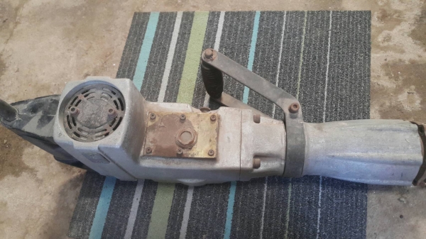 ขายเป็นอะไหล่ makita hm1301 แท้ ขายเป็นอะไหล่ makita hm1301 แท้