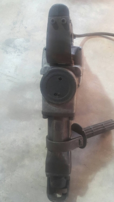 สกัตคอนกรีต makita hm1201 แท้ สกัตคอนกรีต makita hm1201 แท้