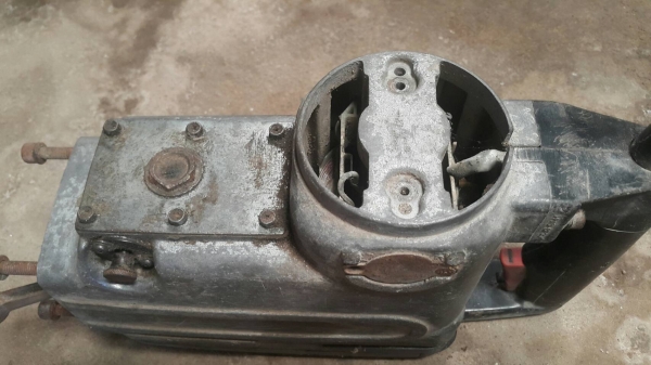 ขายเป็นอะไหล่ makita hm1302 แท้ ขายเป็นอะไหล่ makita hm1302 แท้