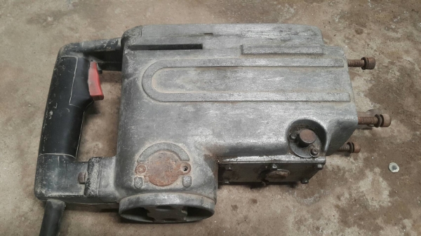 ขายเป็นอะไหล่ makita hm1302 แท้