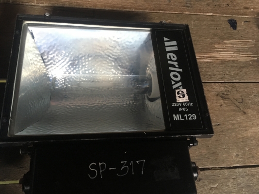 ขายสปอร์ตไลท์ ไฟแสงจันทร์