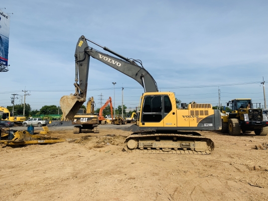 ขายVOLVO EC210B PRIME ใช้งาน 11,500 hr รถสวย ช่วงล่างเต็ม พร้อมใช้งาน