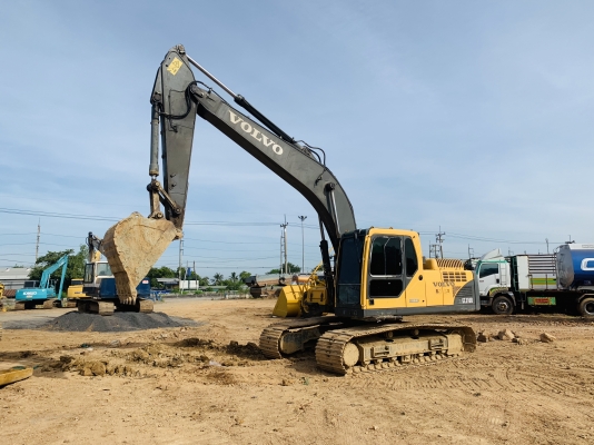 ขายVOLVO EC210B PRIME ใช้งาน 11,500 hr รถสวย ช่วงล่างเต็ม พร้อมใช้งาน ขายVOLVO EC210B PRIME ใช้งาน 11,500 hr รถสวย ช่วงล่างเต็ม พร้อมใช้งาน