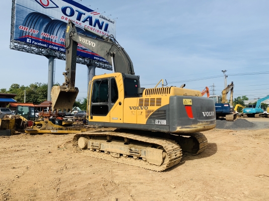 ขายVOLVO EC210B PRIME ใช้งาน 11,500 hr รถสวย ช่วงล่างเต็ม พร้อมใช้งาน ขายVOLVO EC210B PRIME ใช้งาน 11,500 hr รถสวย ช่วงล่างเต็ม พร้อมใช้งาน
