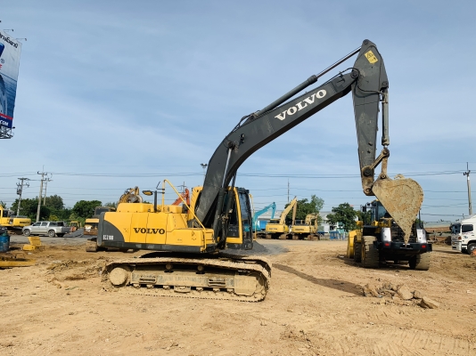 ขายVOLVO EC210B PRIME ใช้งาน 11,500 hr รถสวย ช่วงล่างเต็ม พร้อมใช้งาน ขายVOLVO EC210B PRIME ใช้งาน 11,500 hr รถสวย ช่วงล่างเต็ม พร้อมใช้งาน