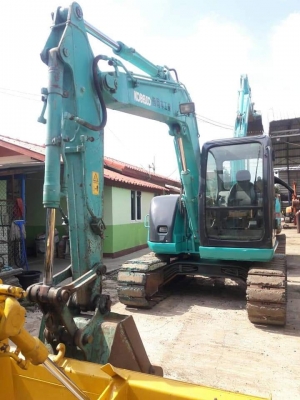 ขายจ้า..KOBELCO SK60SR YT02  เก่านอกแท้  มีลายแย๊ก  พร้อมผานดัน สภาพสภาพสวย พร้อมใช้  โทร  089-3818694  จ๊อย..